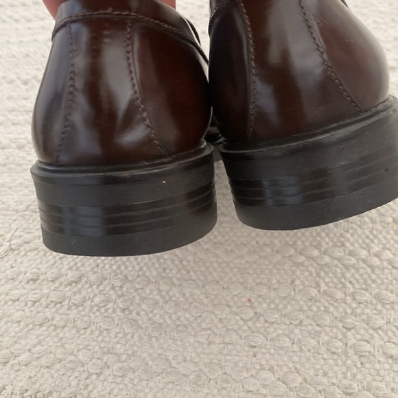 Banana Republic pre owned shoe 10.5 made in Italy worn I bought it’s too tonight - Picture 6 of 10